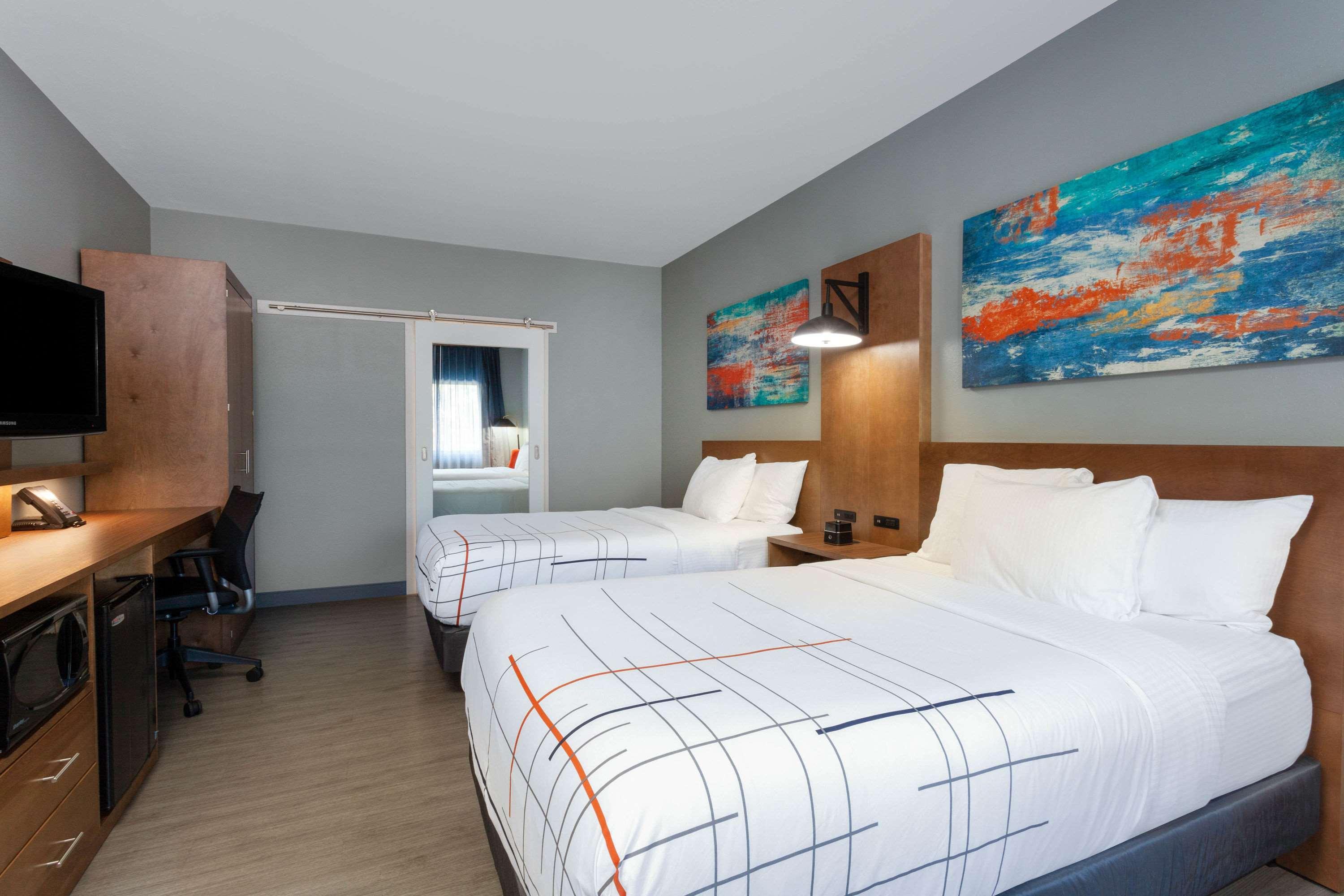 La Quinta By Wyndham Ft. Myers - Sanibel Gateway Otel Fort Myers Dış mekan fotoğraf