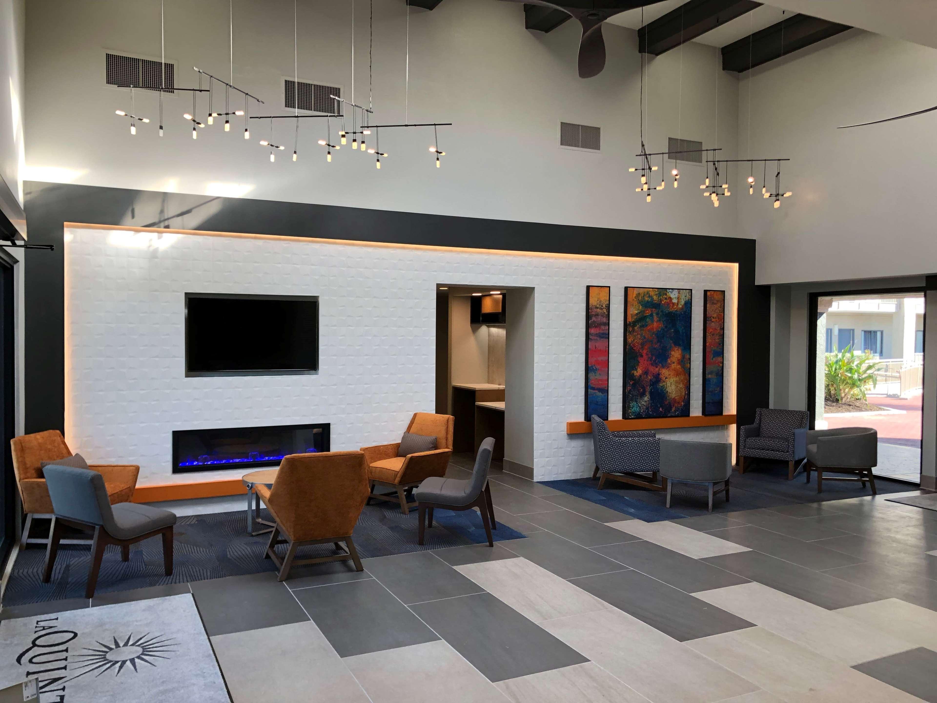 La Quinta By Wyndham Ft. Myers - Sanibel Gateway Otel Fort Myers Dış mekan fotoğraf
